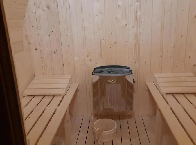 Zeg-zug Vendeghaz Pensionat *