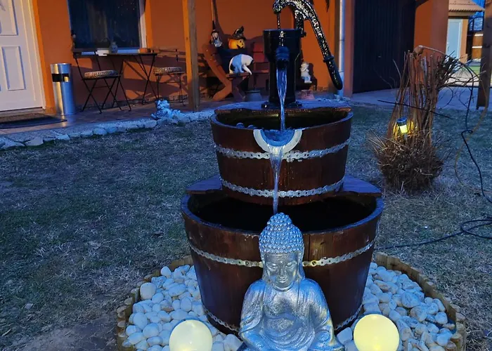 Zeg-zug Vendeghaz Pensionat *